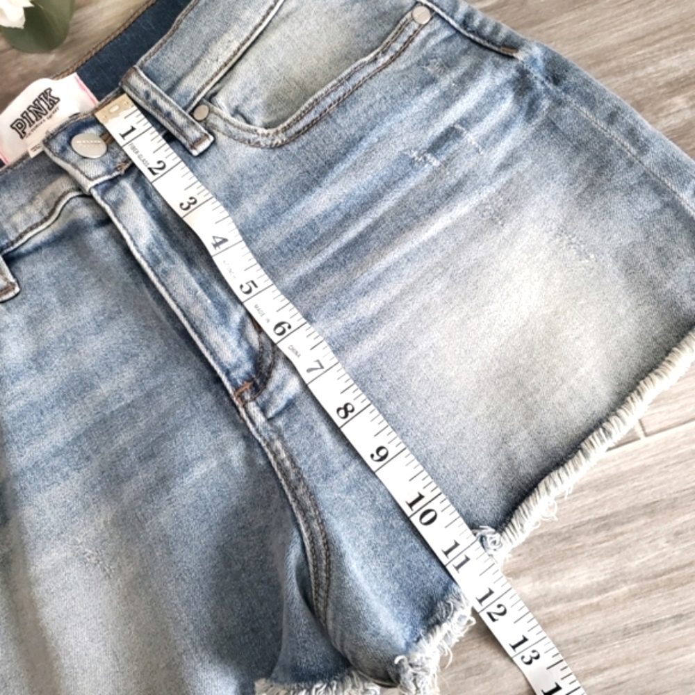 Victoria's Secret PINK Denim Shorts | Size 6 - Picture 5 of 5